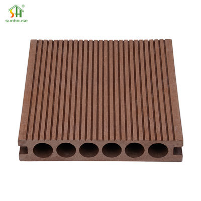 Slip Resistant Texture WPC Deck Flooring 18mm For Indoor / Outdoor Spaces